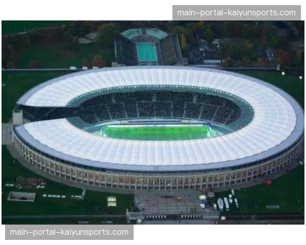 柏林赫塔宣布主场完成5G网络全覆盖改造,提升移动观赛体验 柏林赫塔宣布主场完成5G网络全覆盖改造,提升移动观赛体验